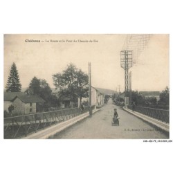 CAR-ADIP9-0572-38 - CHABONS - la route et le pont du chemin de fer - vendue en etat