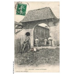 CAR-ADIP9-0590-38 - MAUBEC - ferme de montquin
