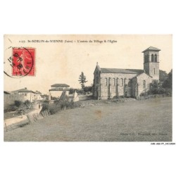 CAR-ADIP7-0402-38 - SAINT-SORLIN-DE-VIENNE - l'entrée du village et l'église