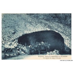 CAR-ADIP6-0370-38 - route de grenoble au glandon - un tunnel de neige a maupas