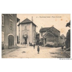 CAR-ADIP6-0395-38 - VERTRIEU - place centrale