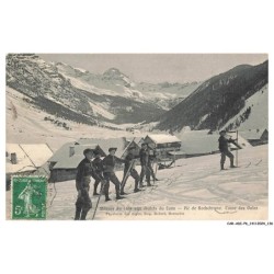 CAR-ADIP6-0396-38 - skieurs du 159e aux chalets de lans - pic de rochebrune - casse des oules