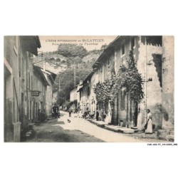 CAR-ADIP7-0431-38 - SAINT-LATTIER - rue principale de fauries