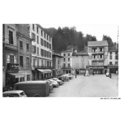 CAR-ADIP7-0451-38 - BOURGOIN - la place du 23 aout