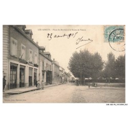CAR-ADIP6-0334-38 - LES ABRETS - place du marché et la route de voiron