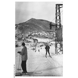 CAR-ADTP7-0353-38 - VILLARD-DE-LANS - Alt 1040 m - Vercors - Vue générale - Pistes des bains
