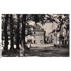 CAR-AGEP11-0715-39 - NOZEROY - Place des annonciades