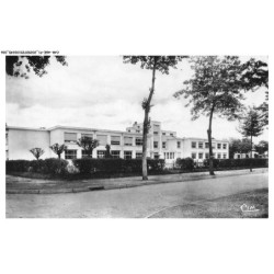 CAR-AGEP1-0019-39 - TAVAUX-CITES - Groupe scolaire