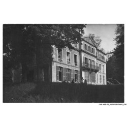 CAR-AGEP3-0141-39  - VILLETTE-les-DOLE - La maison de repos et de convalescence - Vue sur le parc