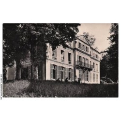 CAR-AGEP3-0137-39  - VILLETTE-les-DOLE - La maison de repos et de convalescence - Vue sur le parc