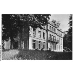 CAR-AGEP3-0138-39  - VILLETTE-les-DOLE - La maison de repos et de convalescence - Vue sur le parc
