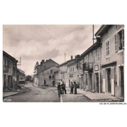 CAR-AGEP4-0210-39  - LONGCHAUMOIS - Grande rue - Centre