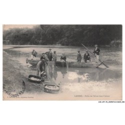 CAR-AFYP6-0338-40 - Peche de l'alose dans l'adour