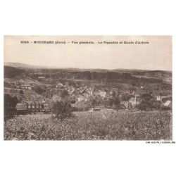 CAR-ACSP4-0210-39 - MOUCHARD - Vue générale - Le vignoble et route d'arbois