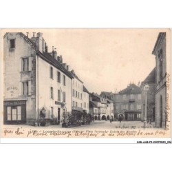 CAR-AABP2-39-0101 - LONS LE SAUNIER - place Perraud - Entree des Arcades - Cafe des Halles