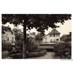 CAR-ADCP5-0337-90 - Maternité peboud - DELLE - Des soeurs du très saint-sauveur - Aumônerie vue du jardin