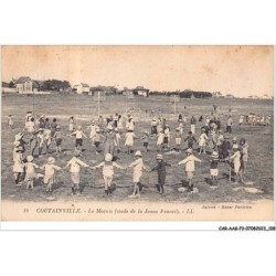 CAR-AAGP3-50-0254 - COUTAINVILLE - Le Marais (stade de la Jeune France) - Enfants faisant une ronde