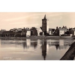 50 . n° 101585 . cpsm .9x14 cm .port bail .panorama .l eglise .
