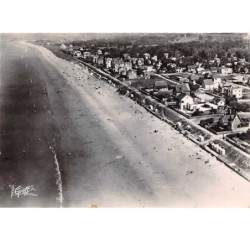 50 . n° 101933 . cpsm .10x15 cm .jullouville .vue aerienne de la plage .