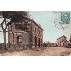 50.n°59098.lessay.les deux gares.plie