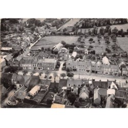 50 - SAN60790 - CERISY LA FORET - Vue Aérienne - Le Centre et la Place - Combier 21014 - CPSM 10x15 cm
