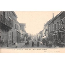 70 - FONGEROLLES - SAN45123 - Rue du Pont - Hôtels Piercy et Roulmann