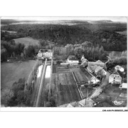 CAR-AANP4-70 CPSM-0316 - LOULANS-LES-FORGES - Le château et ses dépendances - vue aérienne - 15x10cm