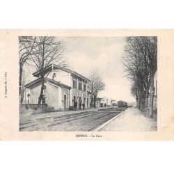 70 .n° 107646 . sevreux . train .la gare .