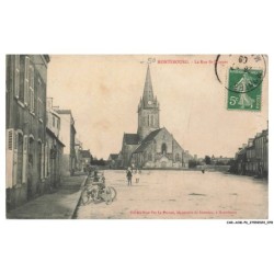 CAR-ACMP6-0489-50 - MONTEBOURG - La rue St-Jacques - Tricycle