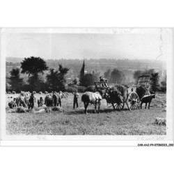 CAR-AAJP4-50-0326 - LE VAST - La Moisson - Carte vendue en l'état
