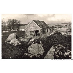 CAR-ACUP13-0833-50 - ILES CHAUSEY - Les maisons de pecheurs
