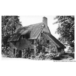 CAR-ACUP13-0828-50 - SAINT-SYMPHORIEN-DES-MONTS - Vieille maison normande