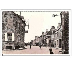 50.ST LAURENT DE CUVES.LE BOURG.CPSM