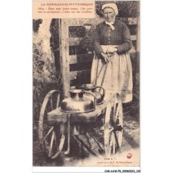 CAR-AAWP5-50-0397 - LA NORMANDIE PITTORESQUE - vieille femme