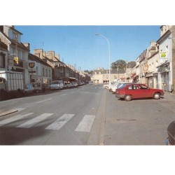 50.AM10280.Quettehou.Le centre du bourg.Edit Dubray.174/50.CPSM 15x10 cm