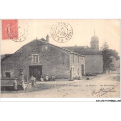 CAR-AAIP7-70-0576 - MONTIGNY LES CHERLIEU - La fontaine - Rue Notre-Dame