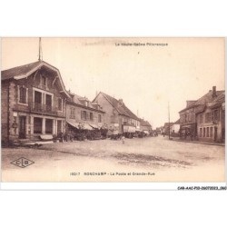 CAR-AACP10-70-0856 - RONCHAMP - la poste et la grande rue