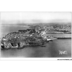 CAR-AAJP4-50-0338 - GRANVILLE - la pointe du Roc - le phare et le port