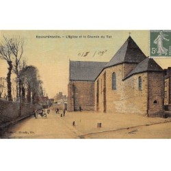 50 - EQUEURDREVILLE - SAN52860 - L'Eglise et le chemin du Tot