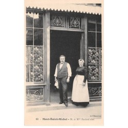 50-SAN59217-LE MONT SAINT MICHEL.M. et Mme Poulard aîné