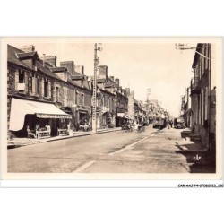 CAR-AAJP4-50-0355 - PONTORSON - la grande rue