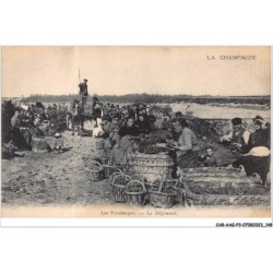 CAR-AAGP3-51-0274 - LES VENDDANGES - Le Dejeuner