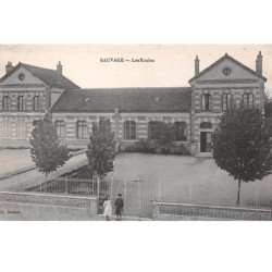 51 .n° 107324 . sauvage .les ecoles .vue generale .