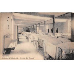 51 .n° 107315 . tinqueux .ecole beausejour .dortoirs des grands .