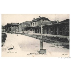 CAR-ADAP6-0292-51 - VERDUN - La gare - Coté quais