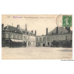 CAR-ACQP7-0413-51 - FERE-CHAMENOISE - Place de l'hotel-de-ville