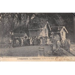 51 - L ARGONNE - SAN58446 - Le Châtellier - le Pont et les Ecoles - Pli