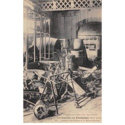 51-SAN59325-Les Emeutes en Champagne.Intérieur des Celliers de la Maison Gallois