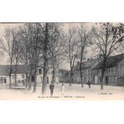 51-AM22221.Vertus.Boulevard