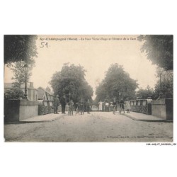CAR-ACQP7-0474-51 - AY-CHAMPAGNE - Le pont victor-hugo et l'avenue de la gare